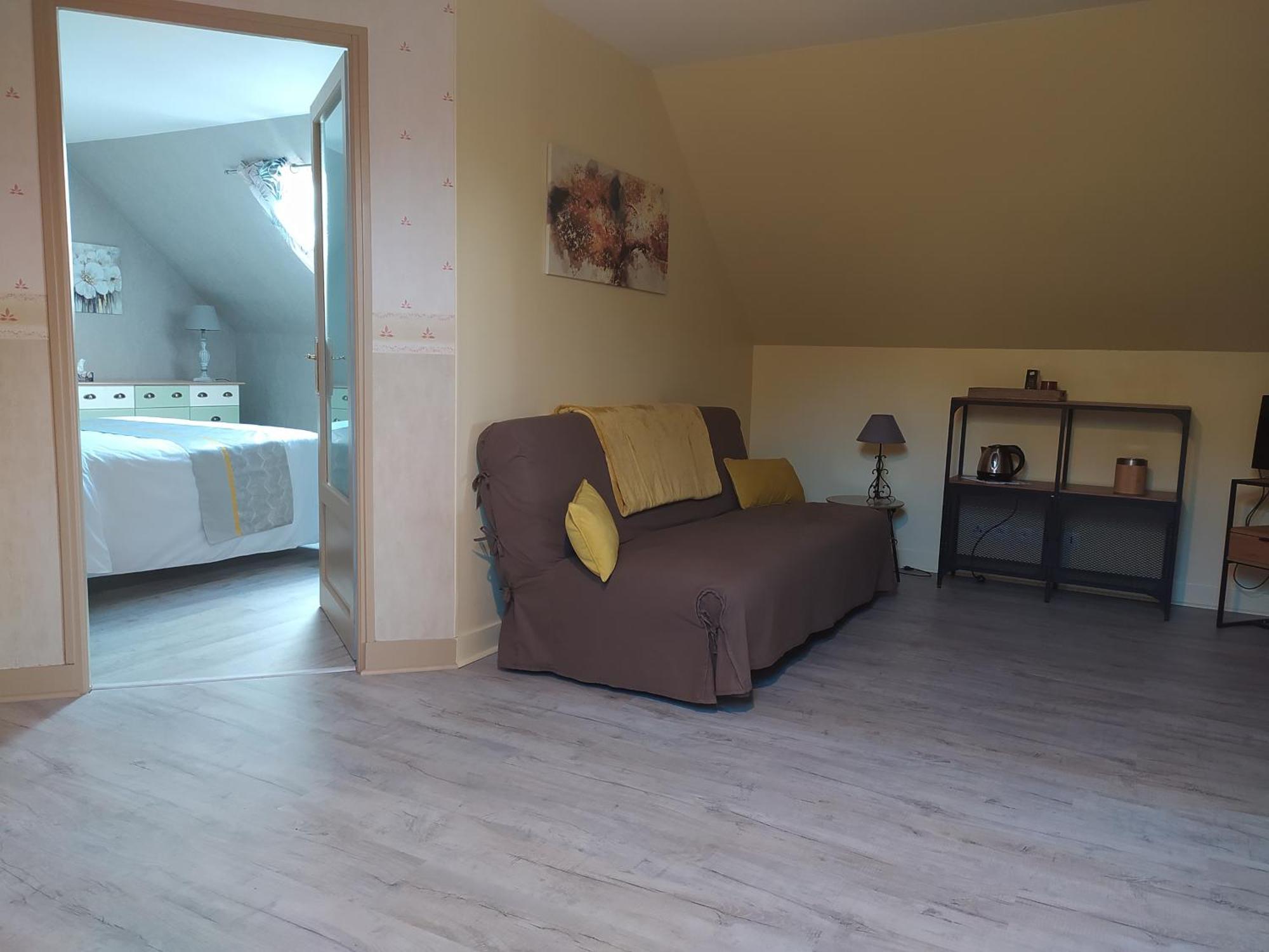 Des Roux Et Des Pious Suite De 35 A 60 M2 Et 3 Chambres Pour Groupe De 2 A 6 Personnes Civray-de-Touraine Exterior photo