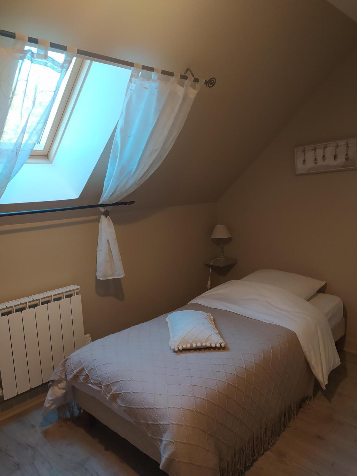 Des Roux Et Des Pious Suite De 35 A 60 M2 Et 3 Chambres Pour Groupe De 2 A 6 Personnes Civray-de-Touraine Exterior photo